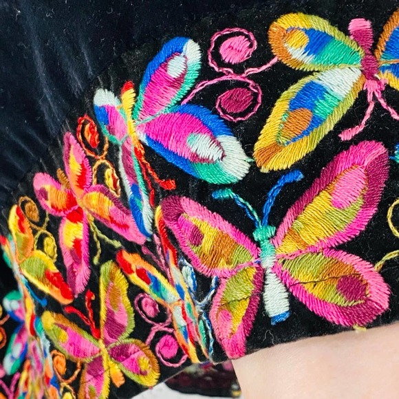 Gisella Heinemann VTG Embroidered Butterflies on Black Velvet Maxi Skirt SZ 8 - Picture 4 of 11